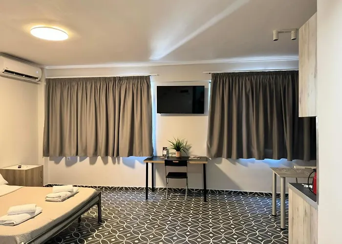 Modiano Center-your Urban * Salonic